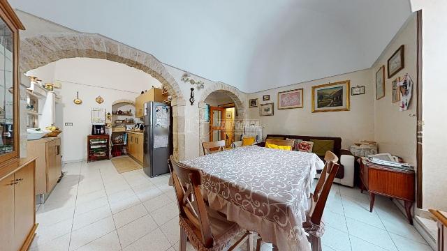 Casa indipendente in Via Fiorentini 23, Casamassima - Foto 1