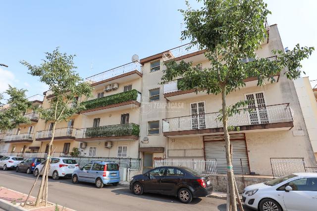 3-room flat in Via Camillo Benso Conte di Cavour, Cellamare - Photo 1