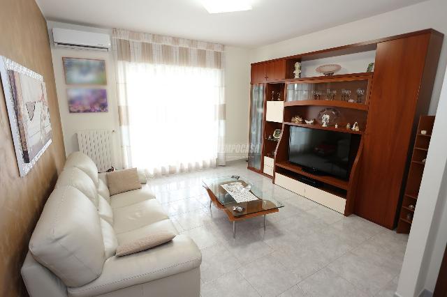 3-room flat in Via Valenzano, Capurso - Photo 1