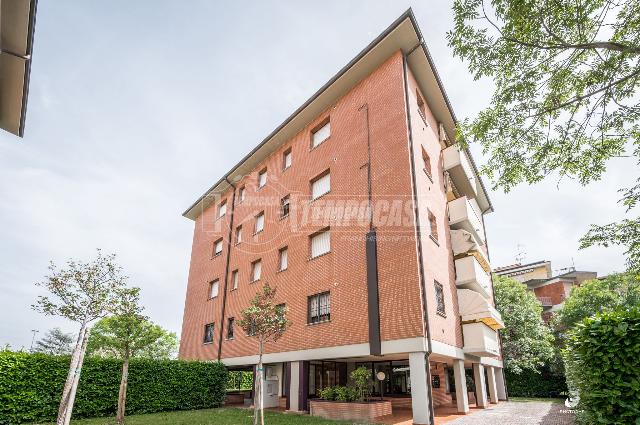 3-room flat in Via Bandiera, Castel Maggiore - Photo 1