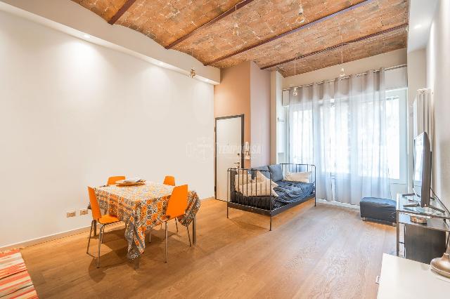 2-room flat in {3}, - Photo 1