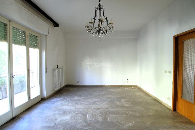 Vierzimmerwohnung in Viale Trento Nunzi 62, Fermo - Foto 1