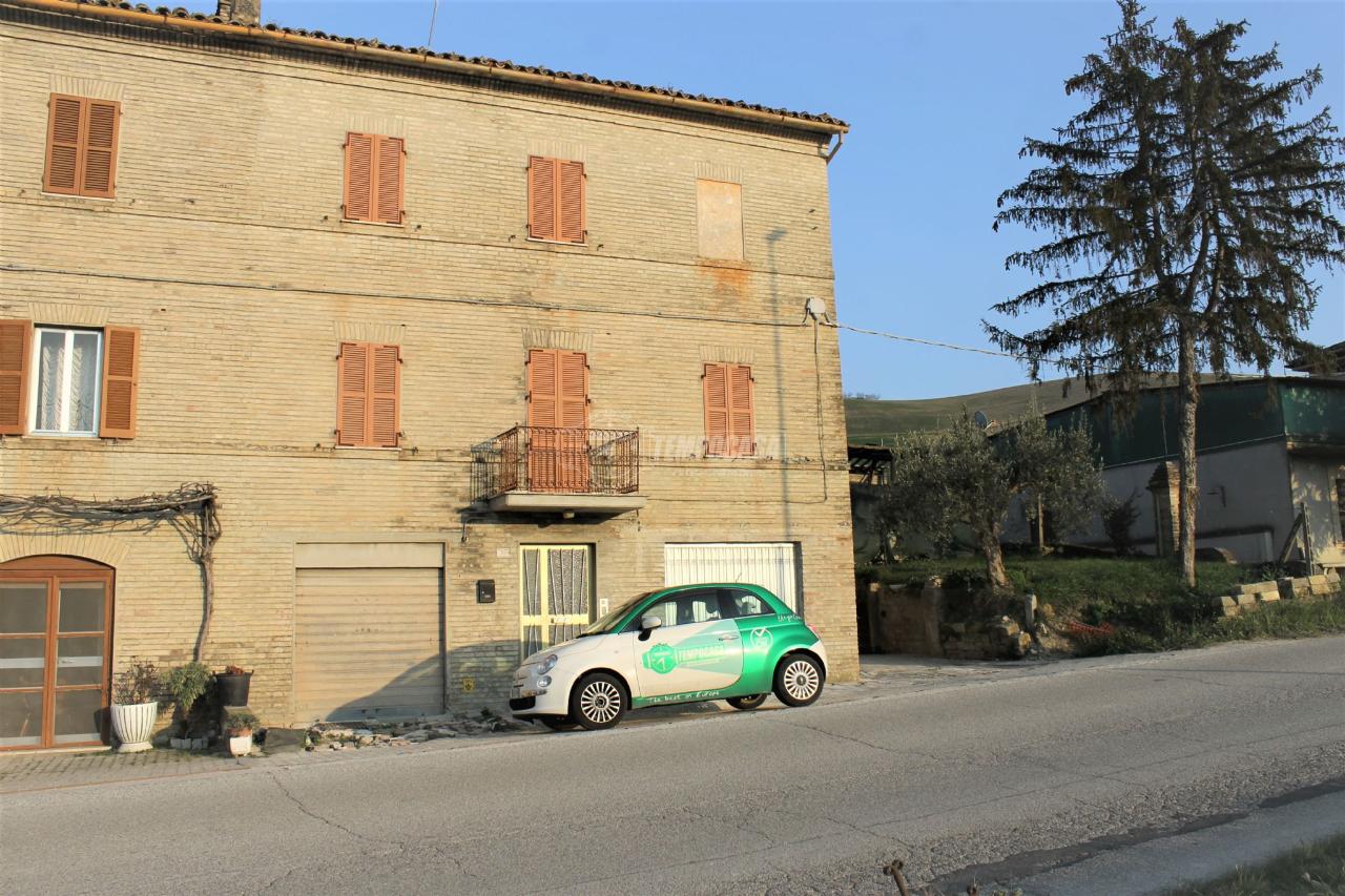 Casa indipendente in vendita a Fermo