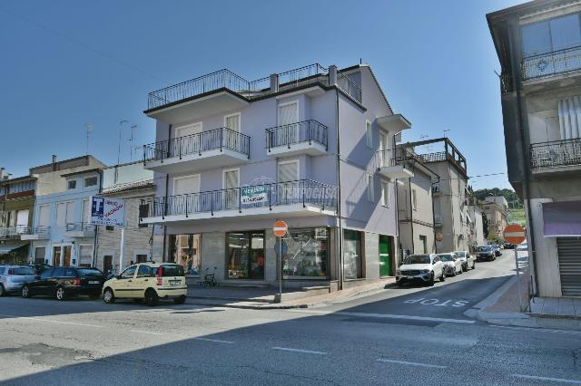 3-room flat in Via Camillo Benso Cavour, Porto Sant'Elpidio - Photo 1