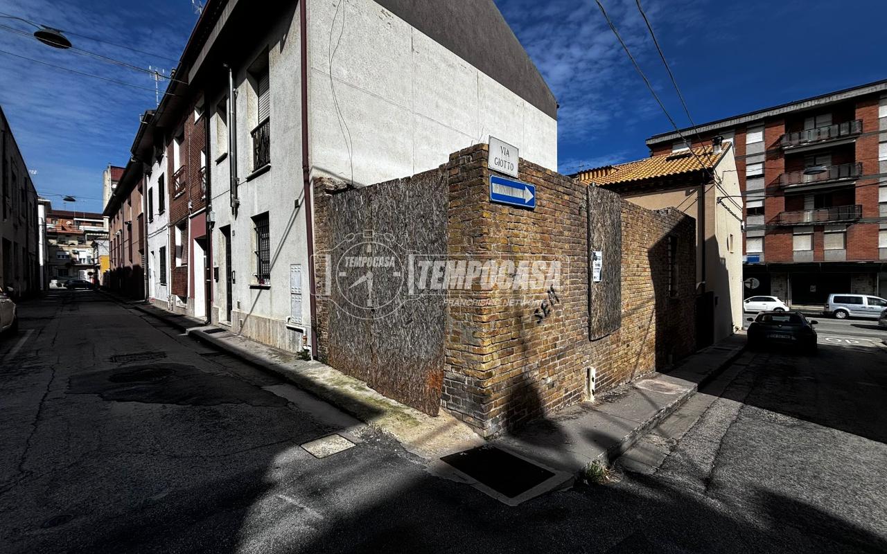 immagine annuncio 1 di 12