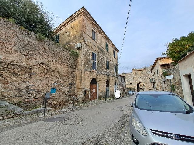 2-room flat in Corso Anita Garibaldi 14, Terracina - Photo 1