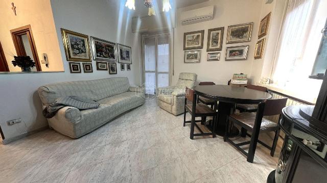 4-room flat in Via Pellegrino Pellegrini 20, Monza - Photo 1