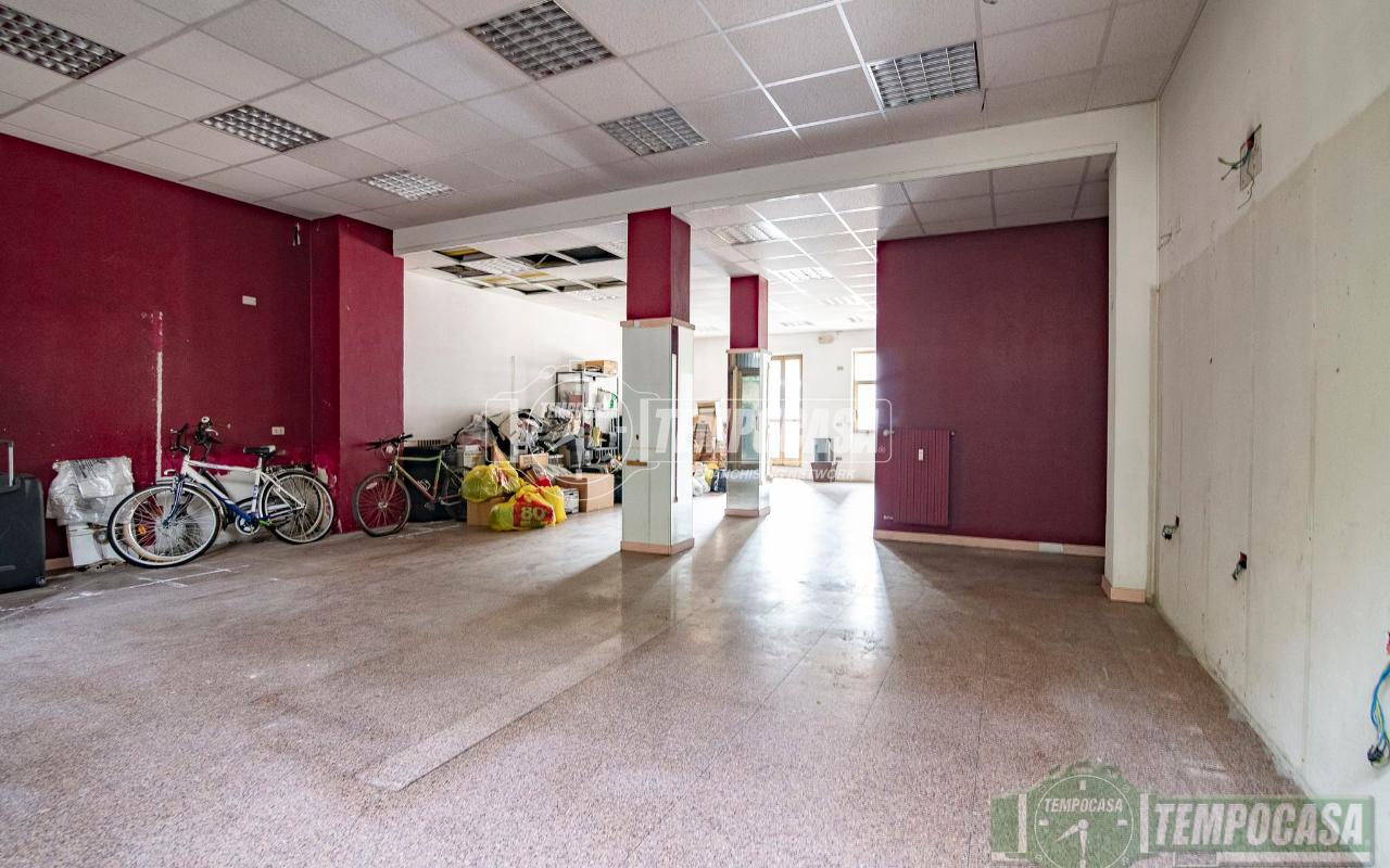 Ufficio in Via Monte Cervino 5, Monza, {3} - Foto 2