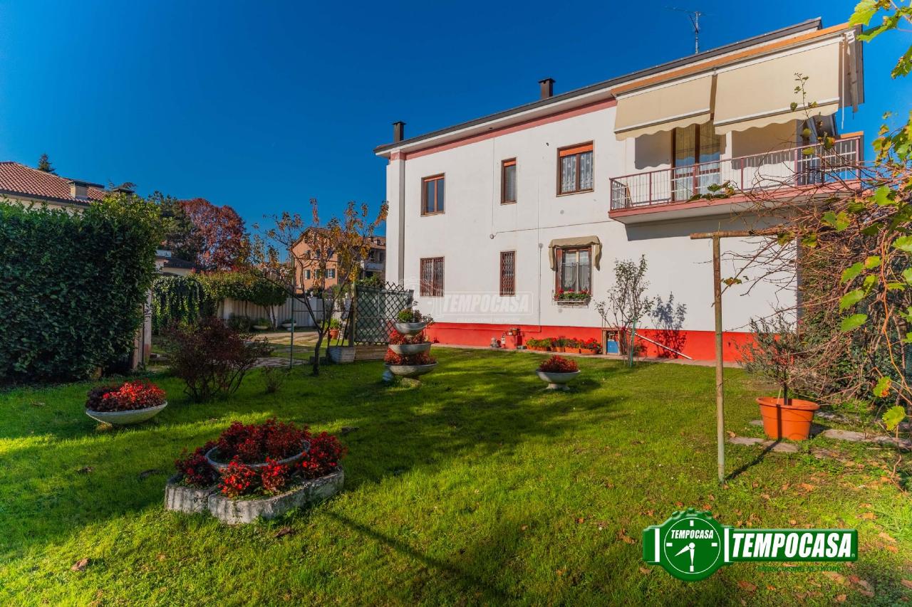 Villa a schiera in vendita a Vedano Al Lambro