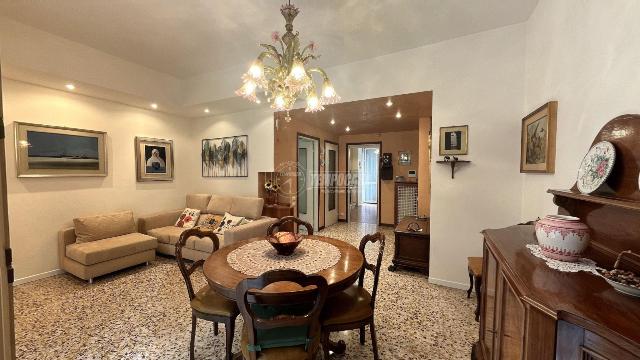 3-room flat in Via Debussy 14/a, Monza - Photo 1