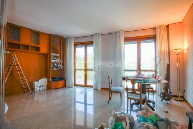 4-room flat in Viale Enrico Martini 9, Milano - Photo 1