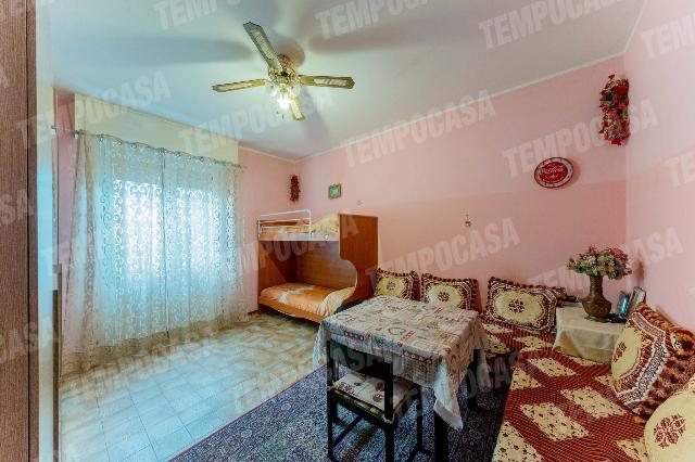 2-room flat, Pioltello - Photo 1