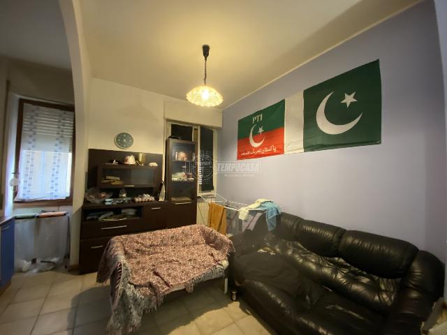 2-room flat, Pioltello - Photo 1