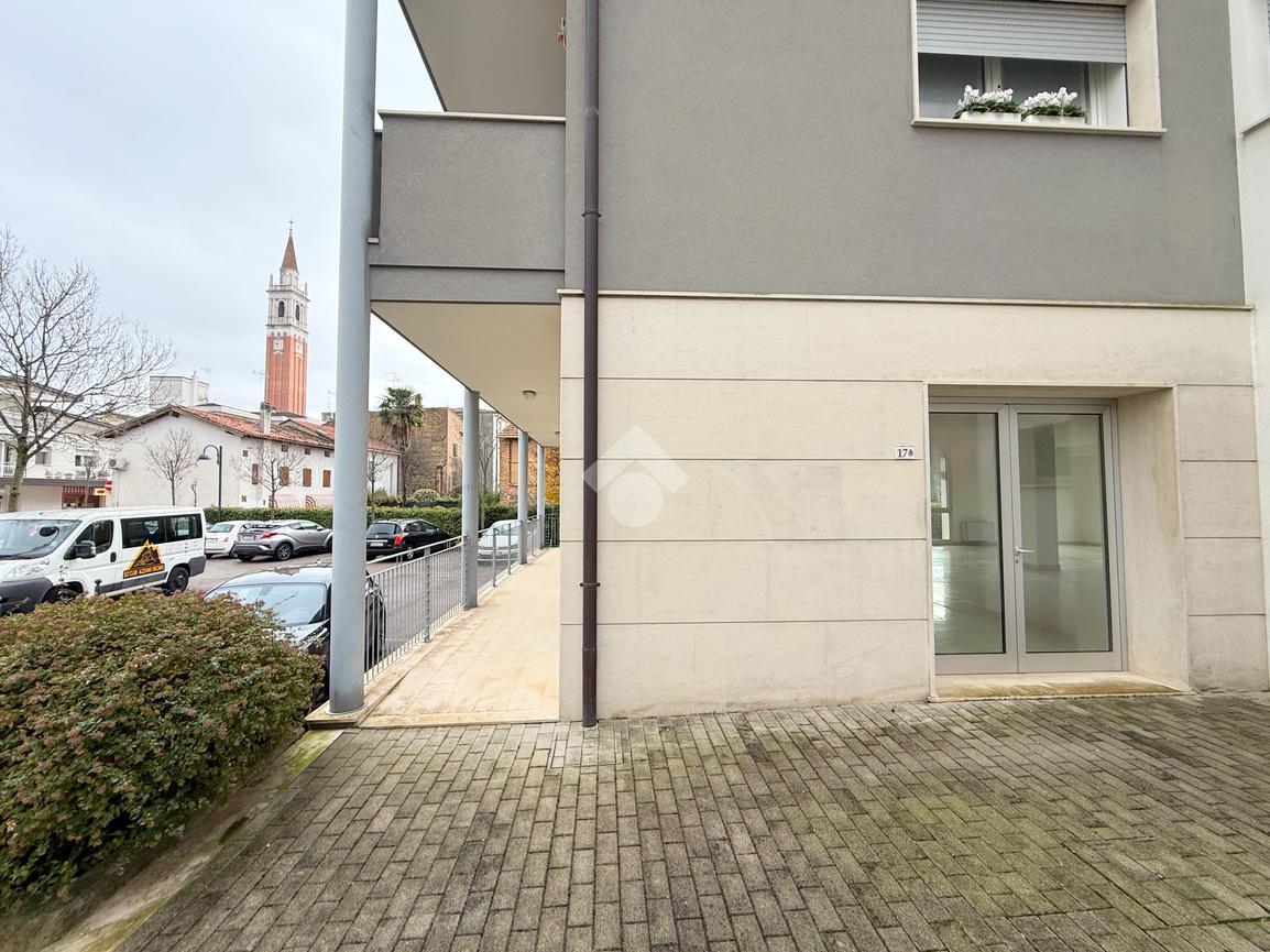 Ufficio in Via Mores di Sotto 19, Azzano Decimo, {3} - Foto 2
