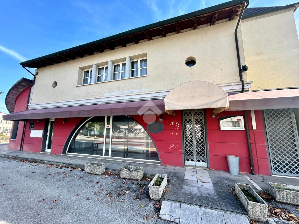 Negozio in Corso Italia 60, Fiume Veneto, {3} - Foto 2