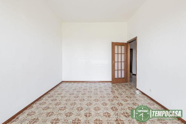 3-room flat in Via Padana Superiore 263, Vimodrone - Photo 1