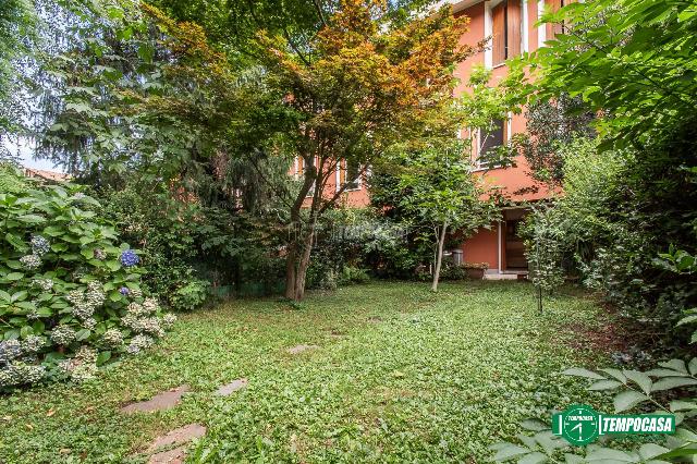 Terraced house in Via Matteotti, Arese - Photo 1