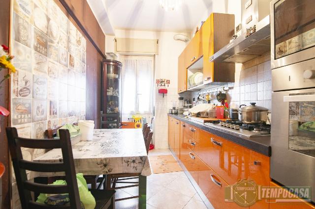 2-room flat in Via Foscolo 9, Sesto San Giovanni - Photo 1