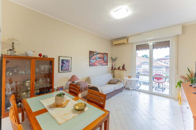 3-room flat in Via Parini 67, Cinisello Balsamo - Photo 1