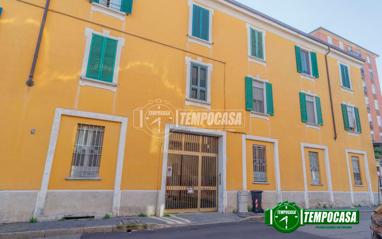 Magazzino in Via Salma, Corsico, {3} - Foto 1