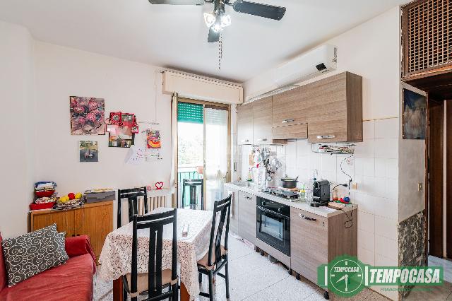 2-room flat in {3}, Piazza Tevere - Photo 1