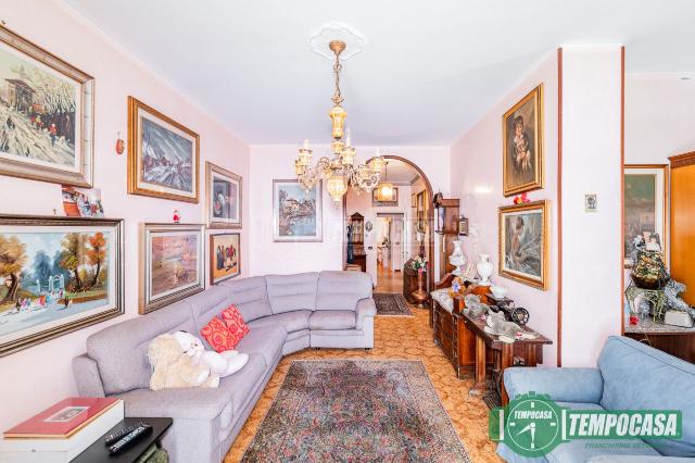 4-room flat in Via Giuseppe di Vittorio 61, San Donato Milanese - Photo 1