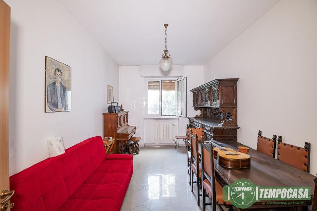 2-room flat in Via della Libertà, San Donato Milanese - Photo 1