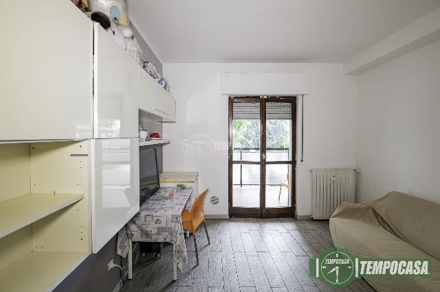 2-room flat in Via Papa Giovanni XXIII 17, San Giuliano Milanese - Photo 1