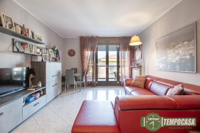 4-room flat in Via Cavour 53, San Giuliano Milanese - Photo 1