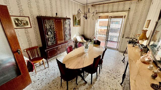 4-room flat in Via Giulio Natta 10, Napoli - Photo 1