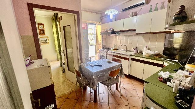 Dreizimmerwohnung in Via Campegna 40, Napoli - Foto 1