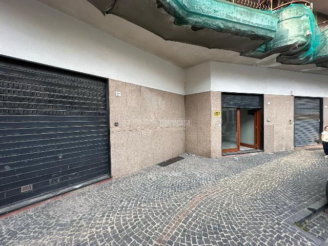 Geschäft, Casalnuovo di Napoli - Foto 1