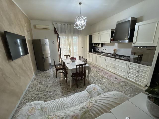 4-room flat, Casalnuovo di Napoli - Photo 1