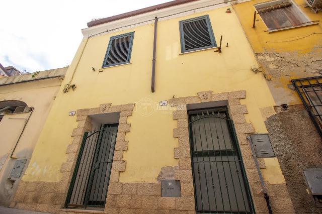 Casa indipendente in Via delle Muraglie, Sassari - Foto 1