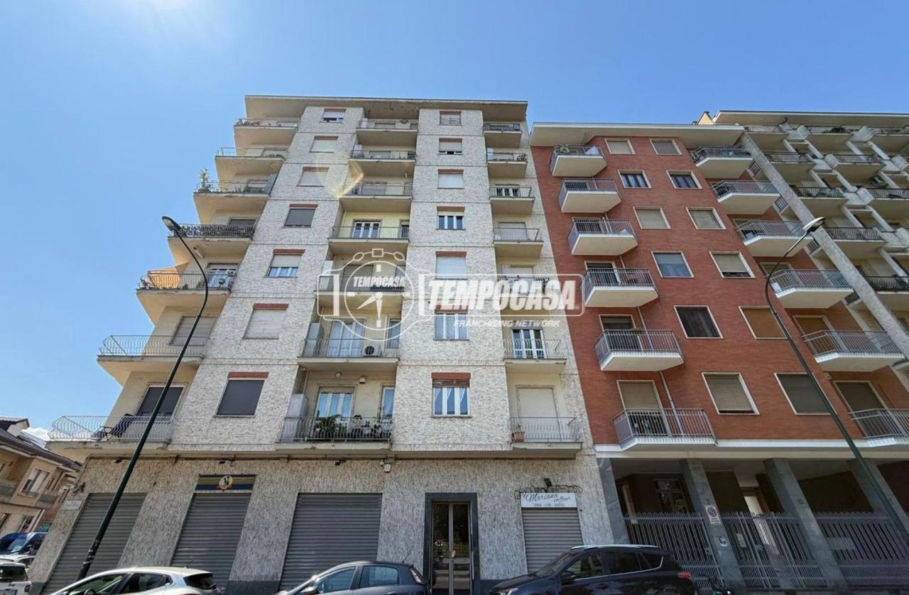Negozio in Corso Taranto 14, Torino, {3} - Foto 2