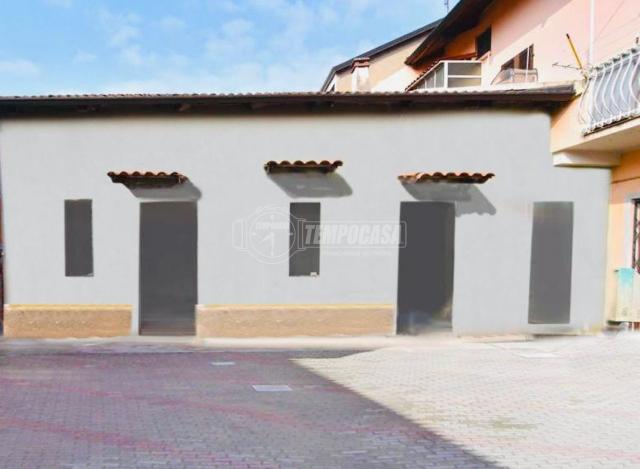 2-room flat in Via San Gervasio 11, Brandizzo - Photo 1