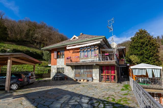 Villa in Via Passo Buole 12, Gassino Torinese - Foto 1