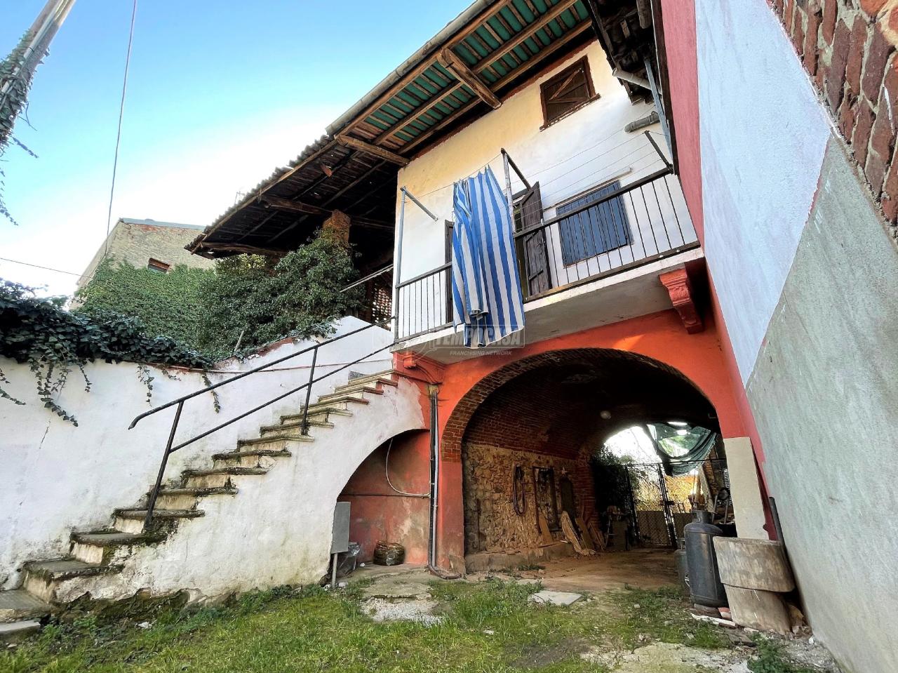 Casa indipendente in vendita a Candia Canavese