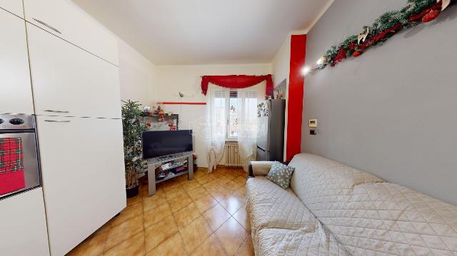 2-room flat in Via Giuseppe Verdi, Collegno - Photo 1