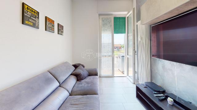 3-room flat in Via Crimea, Collegno - Photo 1