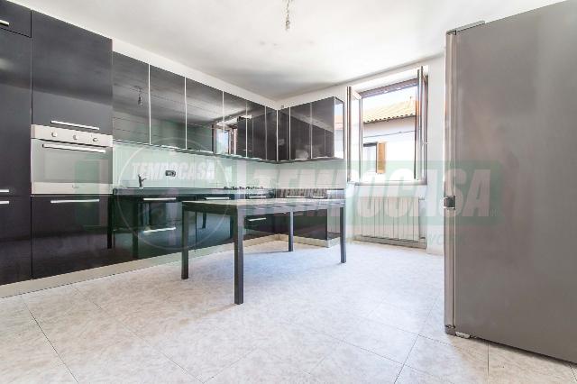 3-room flat in Via Mascazza 33, Turate - Photo 1