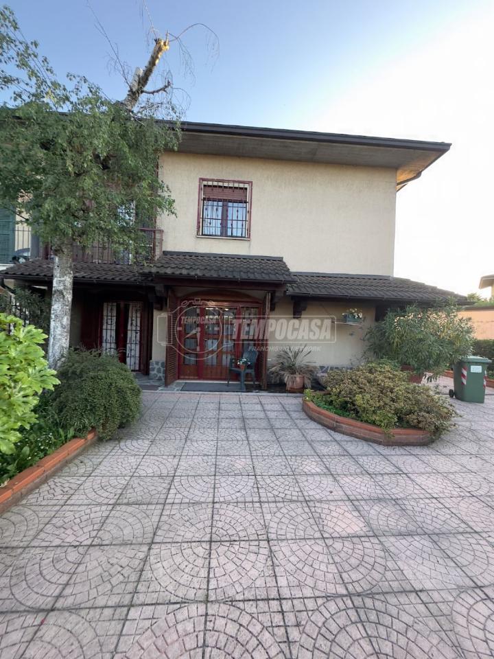 Villa a schiera in vendita a Cerro Al Lambro