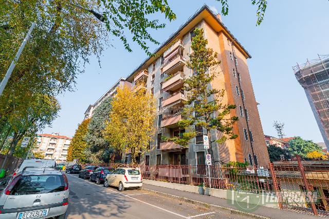 3-room flat in Via degli Olmi 7/Tb/B, Melegnano - Photo 1