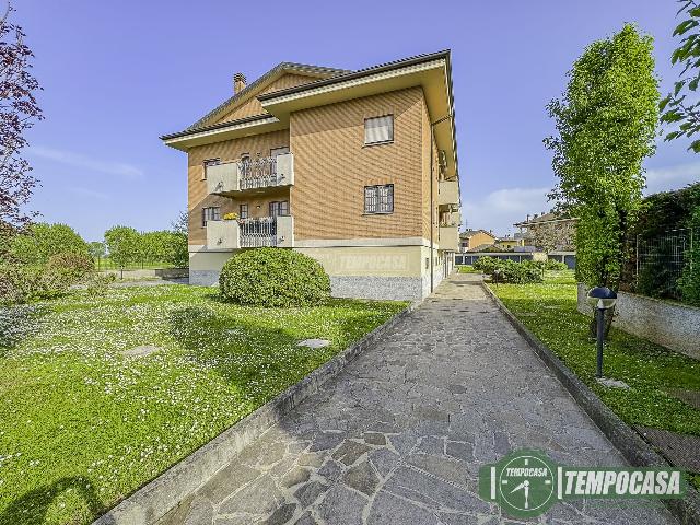 One-room flat in Via Salvo d'Acquisto, Carpiano - Photo 1