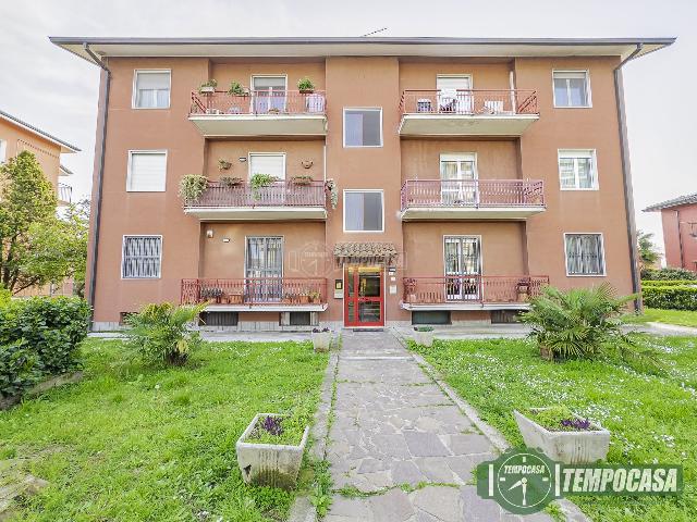 3-room flat in Via Milano 9, San Zenone al Lambro - Photo 1