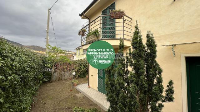 4-room flat in Viazzo 6, Boissano - Photo 1