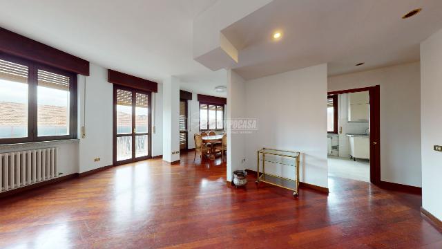 4-room flat in {3}, - Photo 1