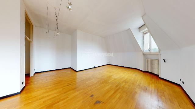 2-room flat in Via Alcide De Gasperi 39/41, Seveso - Photo 1