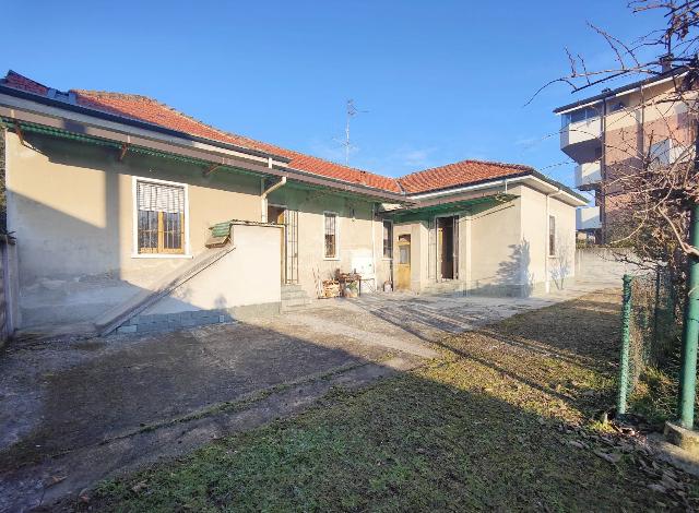 Mansion in Via Cascina Rossa 17, Seveso - Photo 1