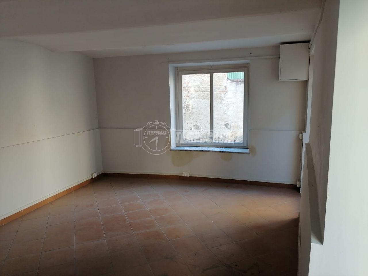 Negozio in Via IV Novembre 14, Buttigliera Alta, {3} - Foto 1